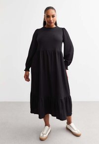 New Look Curves CURVES CRINKLED MIDI SMOCK  - Jurk - black