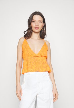 Vero Moda Petite VMMENNY SMOCK SINGLET  - Μπλούζα - georgia peach/melin