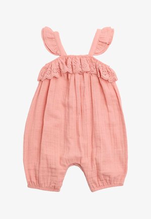 Ærmeløs lyserød babyheldragt med flæse stropper og hulsøm kant over brystet, lavet af blødt struktureret stof med elastiske benåbninger.