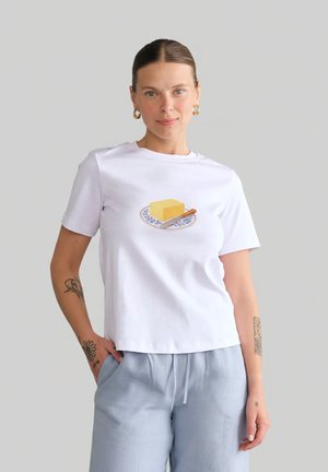 - T-shirt z nadrukiem