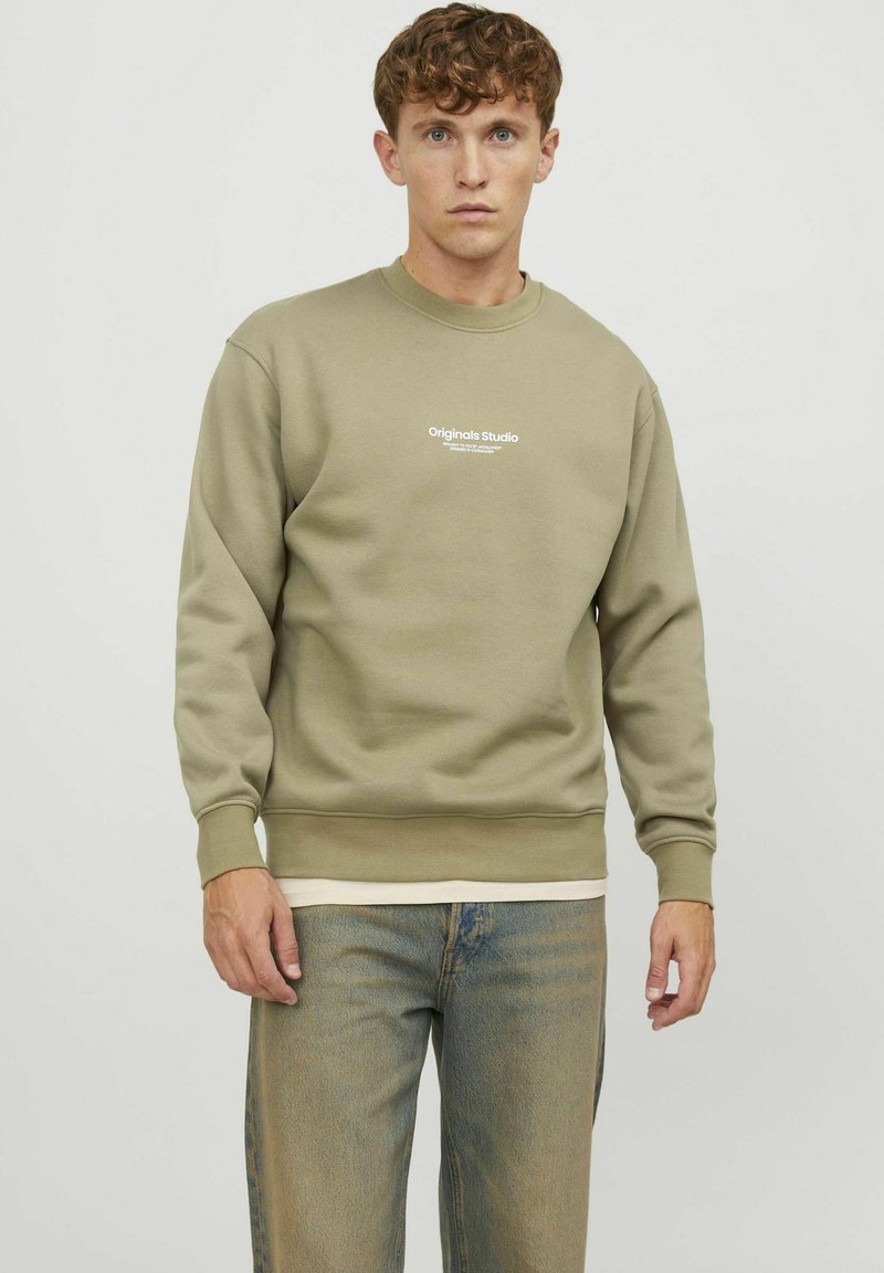 Jack & Jones - JORVESTERBRO CREW NECK - Sudadera - aloe, Ampliar