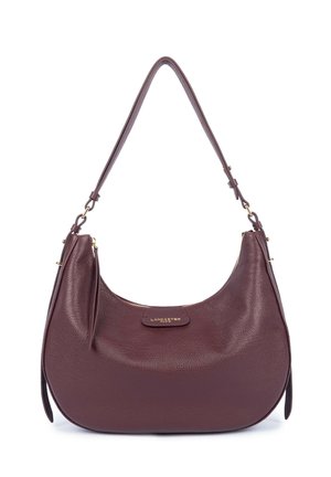 Borsa a mano hobo in pelle marrone scuro con una tracolla singola, cerniera dorata e piccolo logo dorato "Lancaster Paris" al centro frontale.