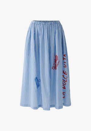 Jupe à rayures verticales bleues et blanches avec ceinture élastique, graphisme homard rouge, et détails de texte rouges et bleus.