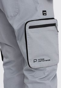 Unausgewählt, grey
