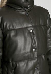 Vero Moda Abrigo de invierno - dark grey