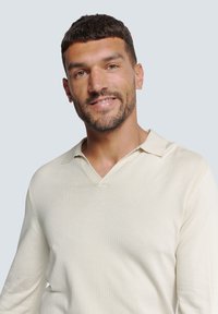 NO EXCESS Longsleeve - kit