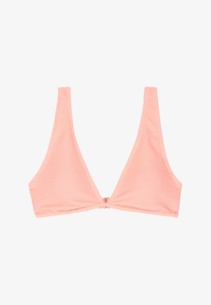 Hellrosa geripptes Bikinioberteil aus Stoff mit tiefem V-Ausschnitt und Verschluss vorne, auf weißem Hintergrund präsentiert.