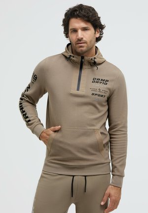 Camp David, CAMP DAVID HOODIE AUS INTERLOCK-PIKEE MIT ARTWORKS - Hoodie - shadow beige