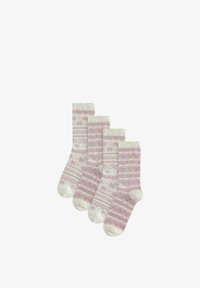 Kijelölve, pink grey