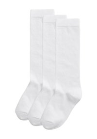 Drei Paar weiße Socken aus weichem Baumwollmaterial, mit gerippten Bündchen und einem strukturierten Rautenmuster am Körper.
