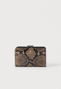 FURLA pénztárca mű kígyóbőr mint�ával, barna és fekete árnyalatokkal, lekerekített formával és arany logó díszítéssel az elején.