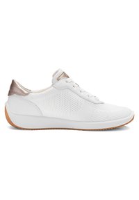 Weißer Strick-Sneaker mit metallisch rosegoldenem Fersen- und Zungen-Tab, weißen Schnürsenkeln und Kautschuksohle in Gummifarben, seitlich dargestellt.