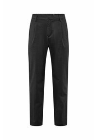 Pantaloni neri con un design sartoriale, caratterizzati da pieghe, una consistenza liscia e una gamba affusolata. La vita include passanti per cintura.