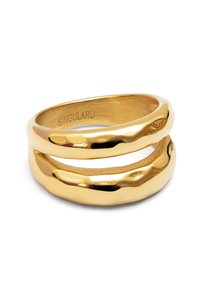 Goldplattierter Ring mit einem organischen, wellenförmigen Design. Besitzt zwei ineinandergreifende Bänder, eine glatte Textur und abgerundete Kanten für ein fließendes Erscheinungsbild.