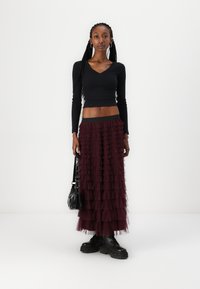 Vero Moda VMNAJA RUFFLE SKIRT - Dolgo krilo - winetasting
