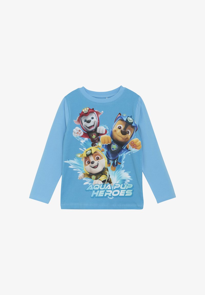 Jasnoniebieska koszula z długim rękawem z ilustracją trzech postaci psów z kreskówek oraz napisem "Bohaterowie Wodnych Psów" poniżej.