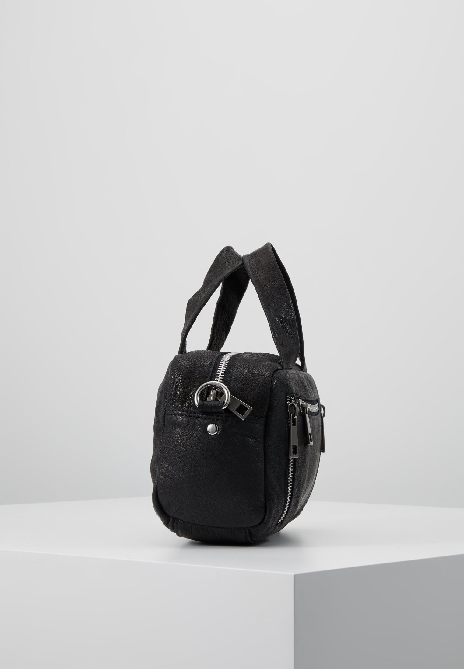 Núnoo MINI DONNA Håndveske black Zalando.no Núnoo MINI DONNA Skulderveske white Zalando.no