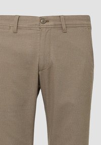 Hellbraune Hosen aus strukturiertem Stoff. Mit Knopfverschluss, Gürtelschlaufen und klassischem Schnitt.