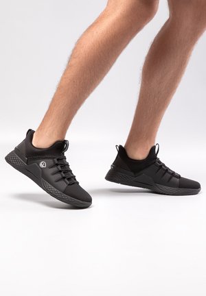 Giesswein Trainingsschuh - raven