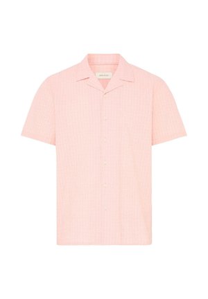 Chemise à manches courtes, rose clair, boutonnée, avec col et fines rayures verticales texturées.