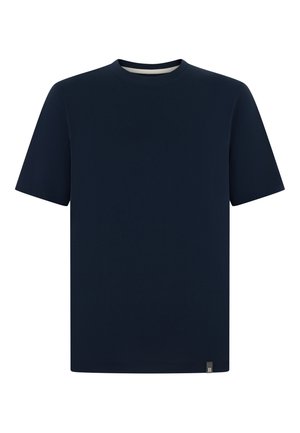 Laivastonsininen lyhythihainen T-paita pyöreällä kaula-aukolla, jossa vasemman alakulman helmassa pieni musta logoa sisältävä merkki valkoista taustaa vasten.