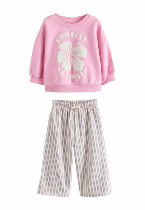 REGULAR FIT -  PRINTED  WIDE LEG JOGGERS SET - Sweatshirt - pink flower