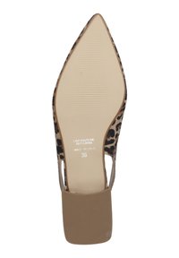Leopard print high-heeled shoe with a pointed toe, open sides, and a textured beige sole. Features a sleek design and crafted in Italy.