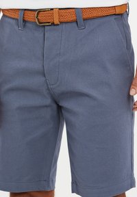 Threadbare THBCONTA - Shorts - misty blue