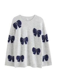 Pulover tricotat gri deschis cu modele de fundițe pufoase bleumarin împrăștiate pe față și mâneci, prevăzut cu decolteu rotund și mâneci cu manșete striate.