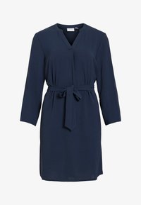 Επιλέχθηκε, navy blazer