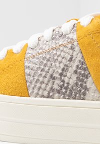 Marco Tozzi Trainers - saffron