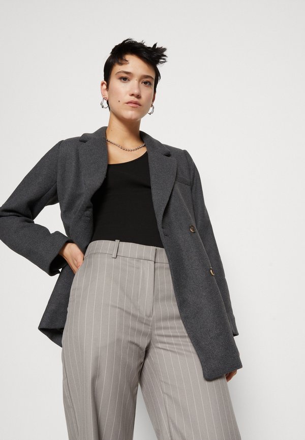 OBJBLAZA - Classic coat3