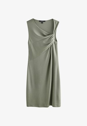 Vestido sin mangas en suave tejido verde oliva, con diseño frontal retorcido, silueta drapeada y textura suave. Escote redondo clásico.