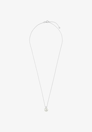 Silberne Halskette mit einem einzigen runden weißen Perlenanhänger. Die Kette ist filigran und hat ein dezentes strukturiertes Finish.