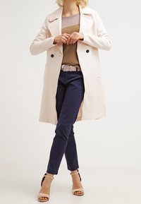 United Colors of Benetton Stickad tröja - beige