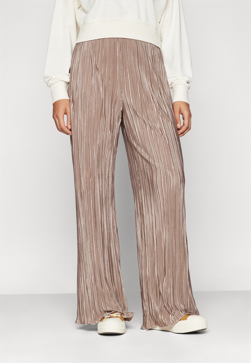 Pieces PCNORA WIDE PANT  - Pantaloni - fossil