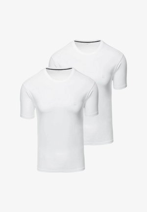 Zwei kurzärmelige T-Shirts in Weiß, aus glattem Stoff. Mit einem Rundhalsausschnitt und dezentem Branding auf der Brust.
