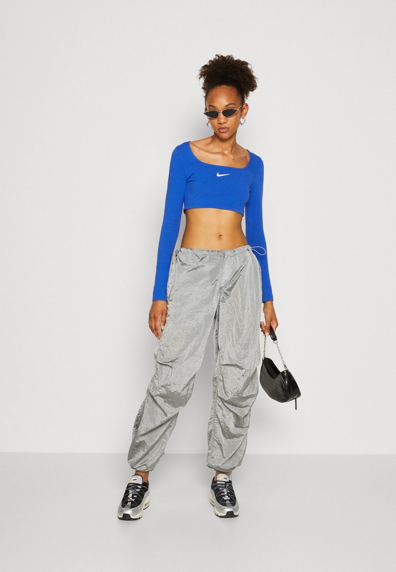 Nike Sportswear W NSW LS CROP TOP SW - Top s dlouhým rukávem - game royal/phantom