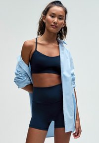 FLOW Y NULU™ BRA - Sutien sport cu susținere scăzută - true navy