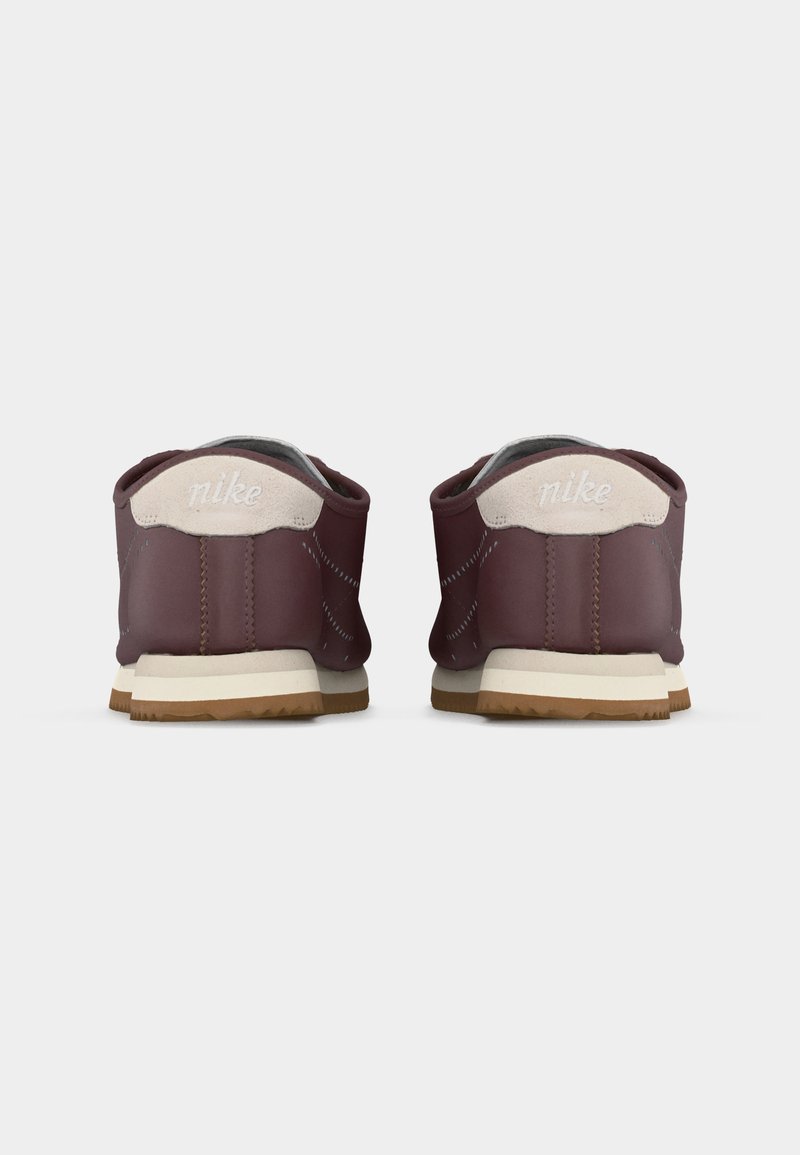 Nike Sportswear CORTEZ - Tenisky - tattoo/light bone/sail/light brown