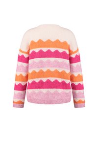 Bunter gestrickter Pullover mit horizontalen Streifen in Pink, Orange und Weiß, einem Zickzackmuster und einem runden Ausschnitt.