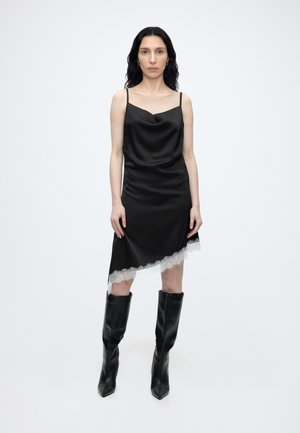 Modström ALINKAMD DRESS - Cocktailkjole / festkjole - black