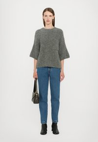 CLOSED CREW SHORT SLEEVE - Strickpullover - dark grey