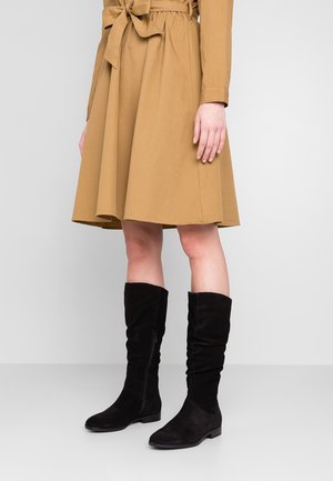 Boots - black
