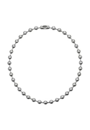 Cadena de bolas de metal plateado con pequeñas esferas enlazadas y un cierre conector cilíndrico, dispuesta en forma circular cerrada.