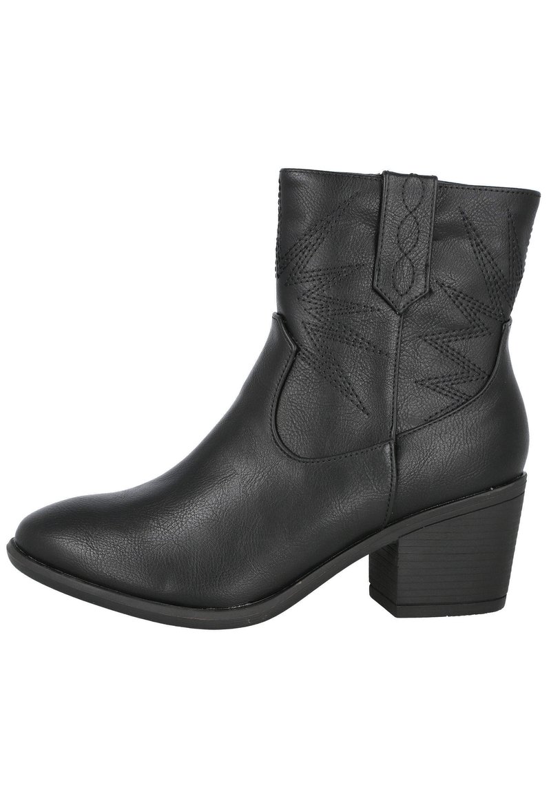 Botín negro hasta el tobillo hecho de cuero texturizado con punta afilada y tacón cuadrado. Presenta costuras decorativas en un patrón de estrella en el caña.