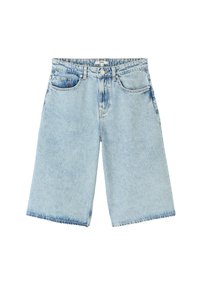 Shorts en denim taille haute bleu clair avec bouton et zip à l'avant, cinq poches et bords effilochés.
