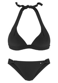 Černé bikini s halter krkem, které mají texturovanou tkaninu a nastavitelné zavazování, doplněné o kalhotky s nízkým pasem a uzlovými detaily.