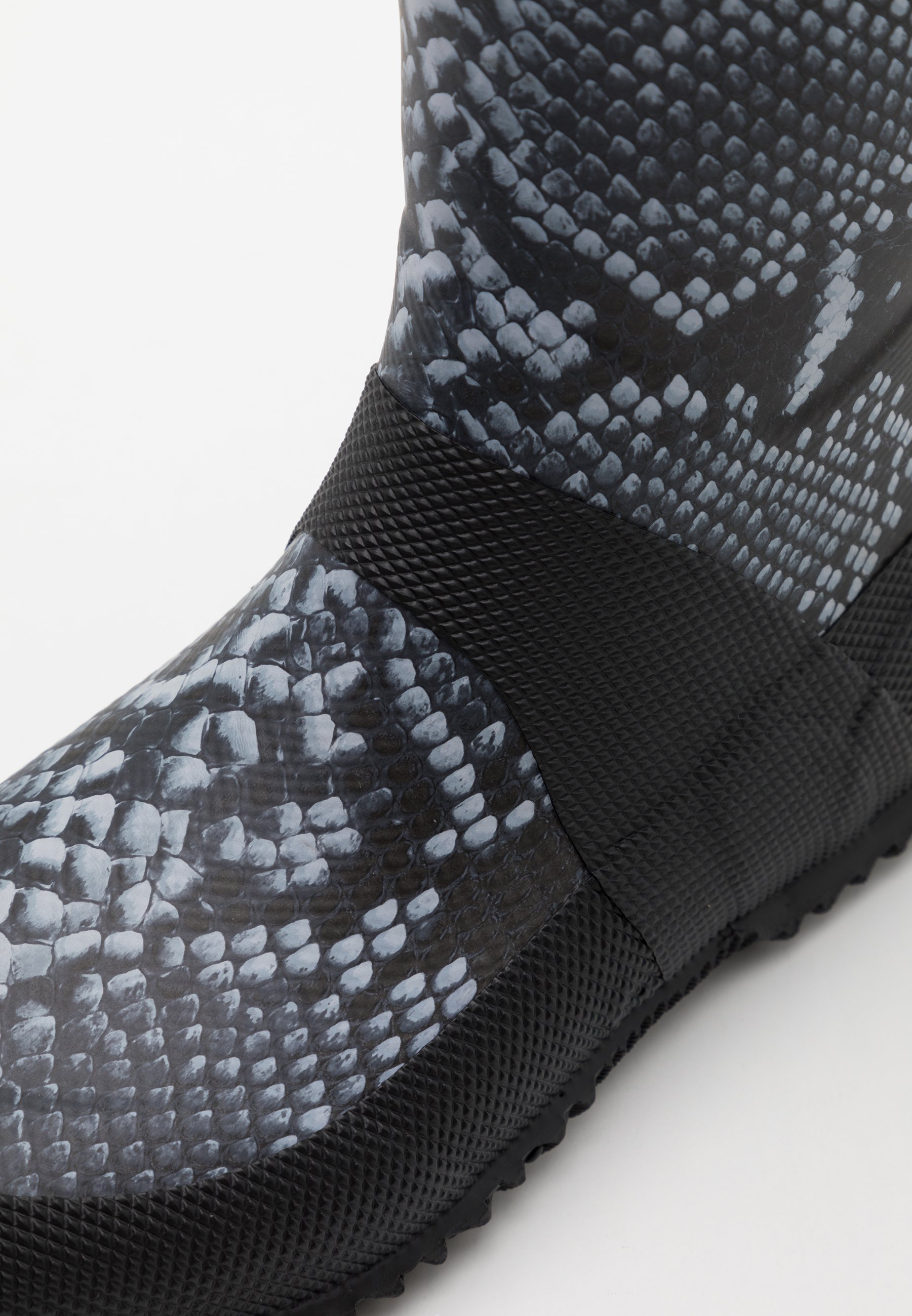 Viking TOKYO SNAKE Gummistövlar blackgrey Zalando.se Viking TOKYO SNAKE Gummistövlar blackgrey Zalando.se