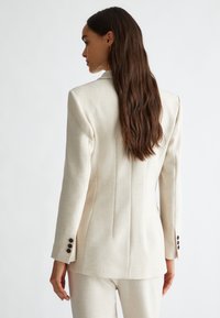 LIU JO DOPPIOPETTO - Blazer - beige